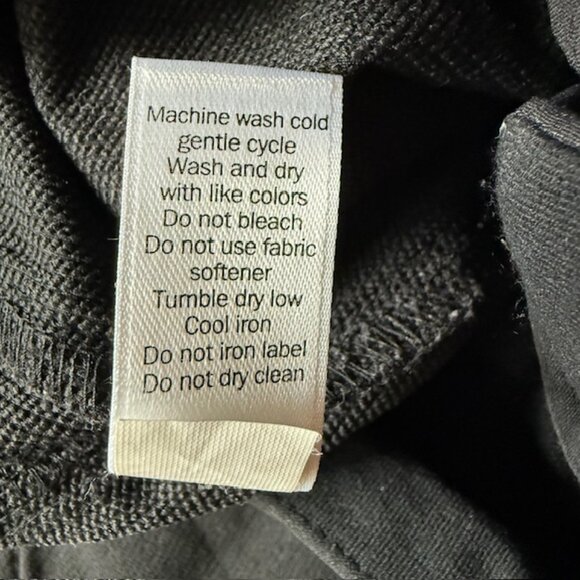 Athleta Technical Hiking Pant, Convertible w/ Toggle into Jogger, Black, size 14 - Picture 7 of 7